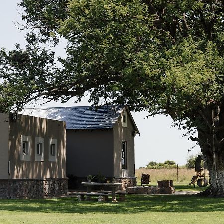 Buffalo Thorn Tree Lodge Swartruggens Exterior photo